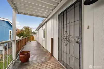 207 Noble Fir Circle, Enumclaw, WA 98022 - Photo 27