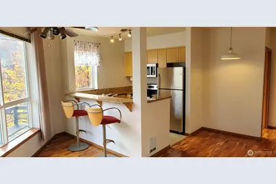 668 S Lane Street #314, Seattle, WA 98104 - Photo 3