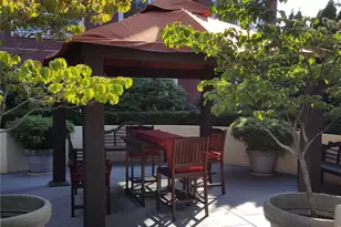 668 S Lane St, Seattle, WA 98104 - Photo 17