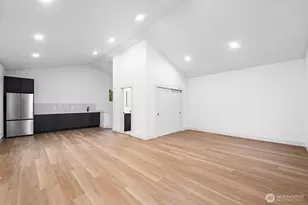 10813 24th Ave NE, Seattle, WA 98125 - Photo 33