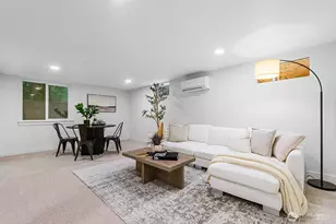 10813 24th Ave NE, Seattle, WA 98125 - Photo 27