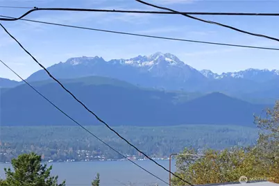 221 E 5th Street, Union, WA 98592 - Photo 3