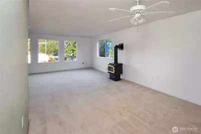 221 E 5th Street, Union, WA 98592 - Photo 11