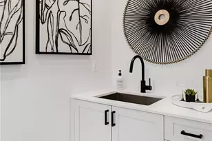 225 24th Ave, Seattle, WA 98122 - Photo 29