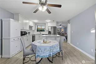 12433 SE 275th Pl, Kent, WA 98030 - Photo 13