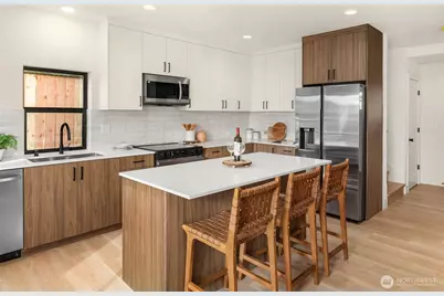 3814 S Eddy Street, Seattle, WA 98118 - Photo 3