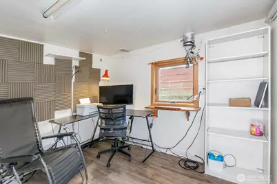 1026 W Mukilteo Boulevard, Everett, WA 98203 - Photo 27