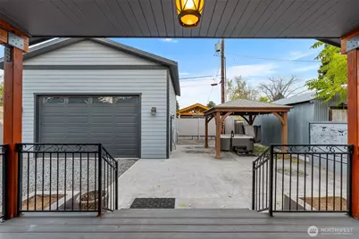 815 Highland Drive, Wenatchee, WA 98801 - Photo 7