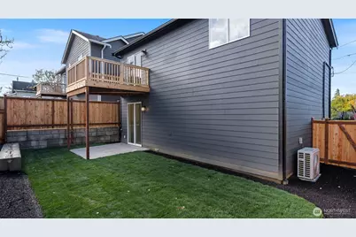 3205 19th Street #B, Everett, WA 98201 - Photo 17