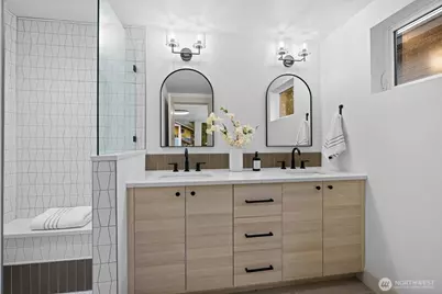 1257 NE 100th Street, Seattle, WA 98125 - Photo 17