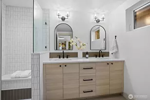 1257 NE 100th St, Seattle, WA 98125 - Photo 17