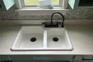 317 S Jones St, Port Angeles, WA 98362 - Photo 5