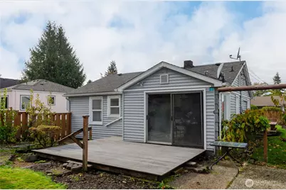 2723 Locust Avenue W, University Place, WA 98466 - Photo 11