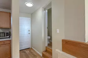 7103 Linden Ave N, Seattle, WA 98103 - Photo 21