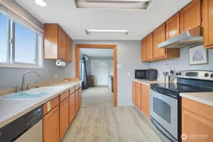 100 N Lewis St, Aberdeen, WA 98520 - Photo 3