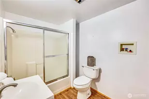 8128 High School Loop NE, Bainbridge Island, WA 98110 - Photo 37