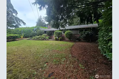 10811 108th St SW, Lakewood, WA 98498 - Photo 3