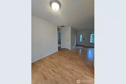 10811 108th St SW, Lakewood, WA 98498 - Photo 9