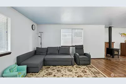 9130 11th Place W, Everett, WA 98204 - Photo 17