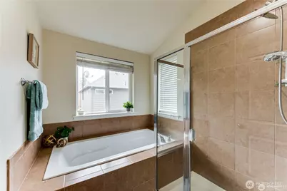 16519 37th Drive SE, Bothell, WA 98012 - Photo 19