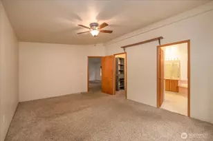 2579 Green Acres Ln, Oak Harbor, WA 98277 - Photo 17