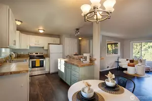 27017 Tamsen Ave NW, Poulsbo, WA 98370 - Photo 15