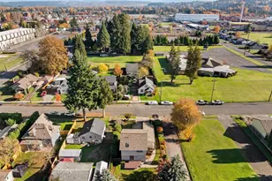 720 7th St SW, Puyallup, WA 98371 - Photo 39