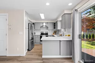 720 7th St SW, Puyallup, WA 98371 - Photo 11