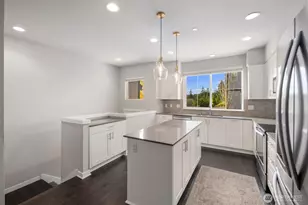 1325 Seattle Hill Rd, Bothell, WA 98012 - Photo 7