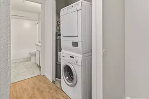 12631 NE 9th Pl, Bellevue, WA 98005 - Photo 11