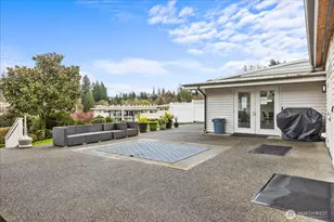 12631 NE 9th Pl, Bellevue, WA 98005 - Photo 17