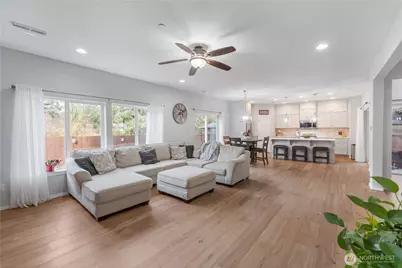 18404 100th Street Ct E, Bonney Lake, WA 98391 - Photo 5