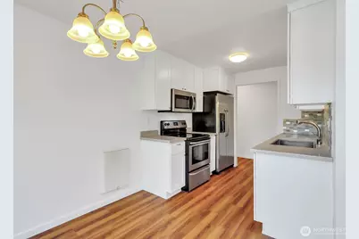 19414 Aurora Avenue N #107, Shoreline, WA 98133 - Photo 23