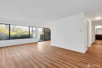 19414 Aurora Avenue N #107, Shoreline, WA 98133 - Photo 15