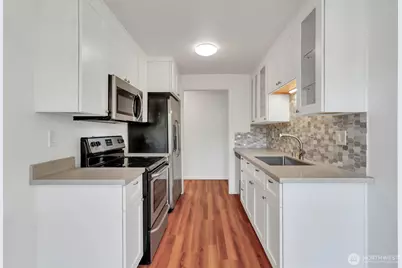 19414 Aurora Avenue N #107, Shoreline, WA 98133 - Photo 21