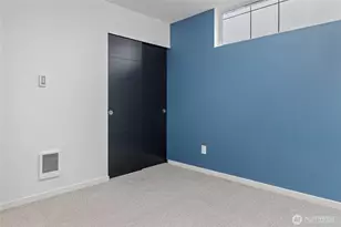 9221 Linden Ave N, Seattle, WA 98103 - Photo 25