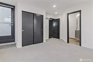 9221 Linden Ave N, Seattle, WA 98103 - Photo 19