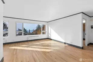 530 W Olympic Pl, Seattle, WA 98119 - Photo 5
