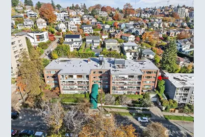 530 W Olympic Place #301, Seattle, WA 98119 - Photo 27