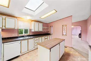 8212 8th Ave Ct E, Tacoma, WA 98404 - Photo 9