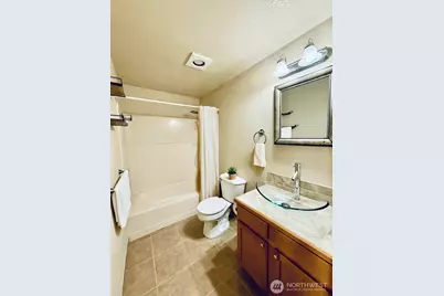14344 N Stone Avenue #32, Seattle, WA 98133 - Photo 5
