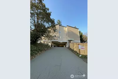 14344 N Stone Avenue #32, Seattle, WA 98133 - Photo 1