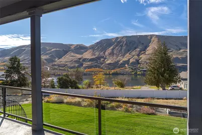 972 Highline Drive, East Wenatchee, WA 98802 - Photo 5