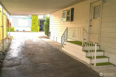 1121 244th Street SW #11, Bothell, WA 98021 - Photo 15