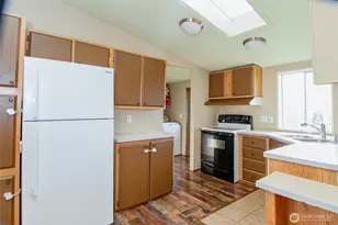 5541 Bayvue Rd, Blaine, WA 98230 - Photo 3