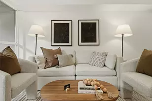 530 Melrose Ave E, Seattle, WA 98102 - Photo 17