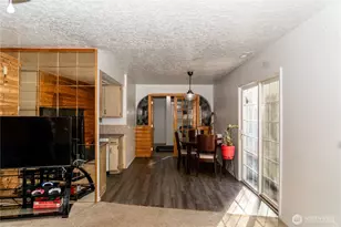 709 N 23rd Ave, Kelso, WA 98626 - Photo 9