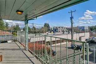 4130 36th Ave SW, Seattle, WA 98126 - Photo 3