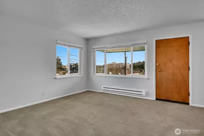 4130 36th Avenue SW, Seattle, WA 98126 - Photo 9