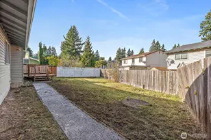 3157 SE Villa Carmel Dr, Port Orchard, WA 98366 - Photo 35